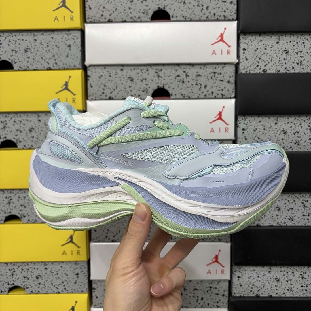 Balenciaga Jet 26 - Image 3