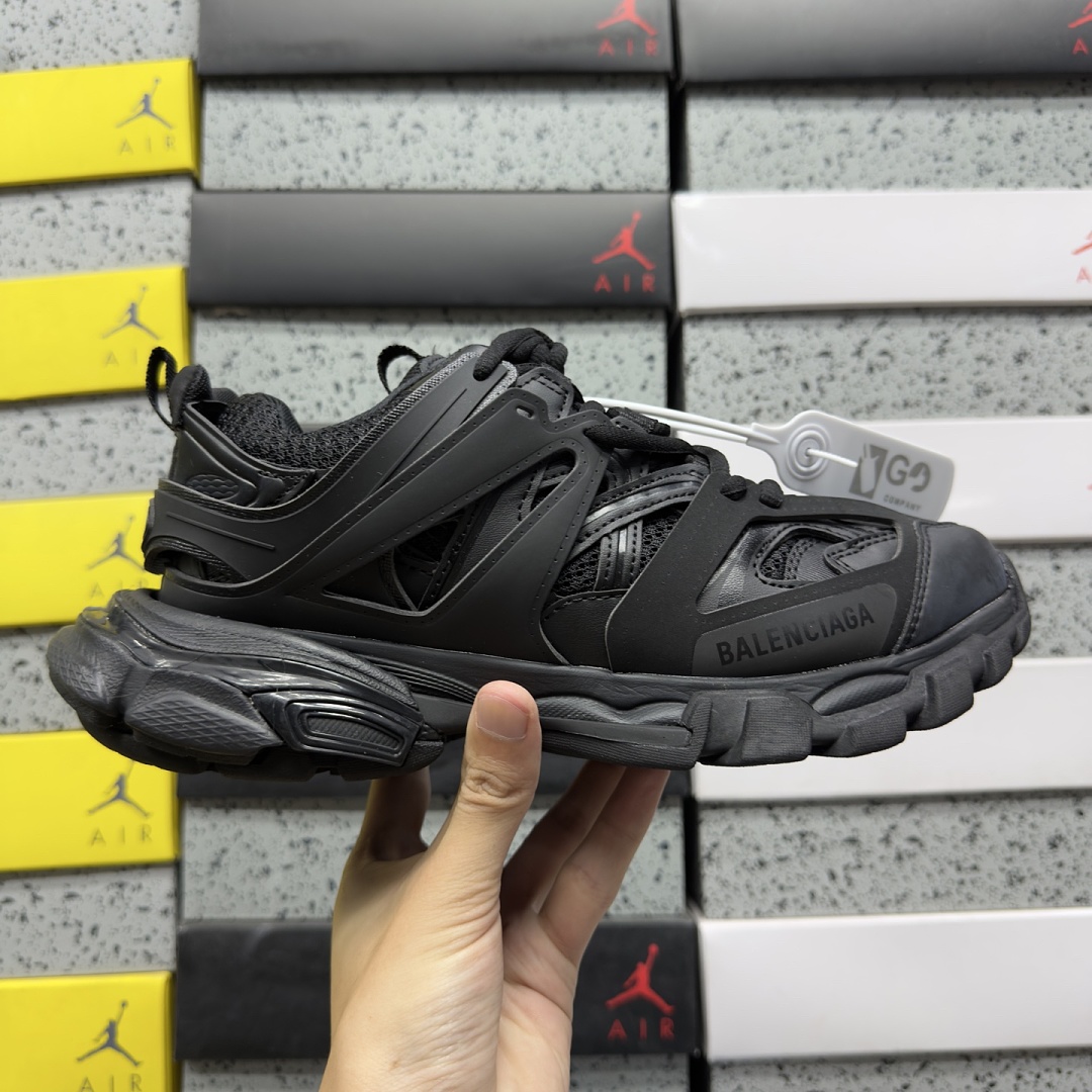 Balenciaga BLCG Track - Image 4