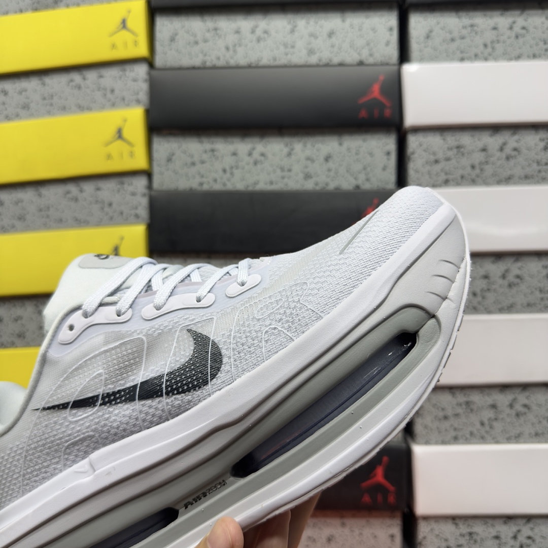 Nike Vomero Premium Off-White Grey Fog Dark Obsidian - Image 7