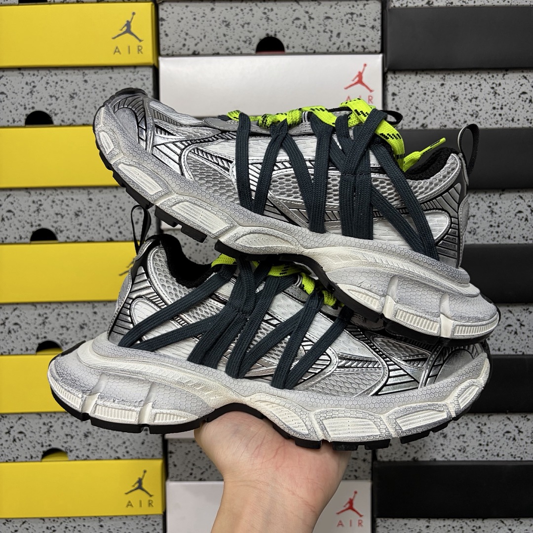 Balenciaga 3Xl - Image 11