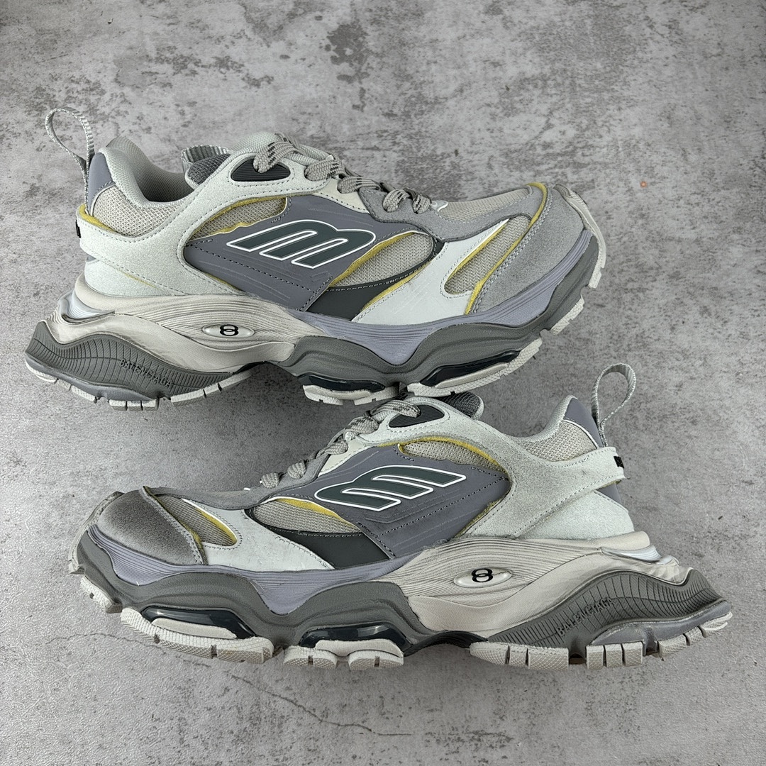 Balenciaga Cargo - Image 17