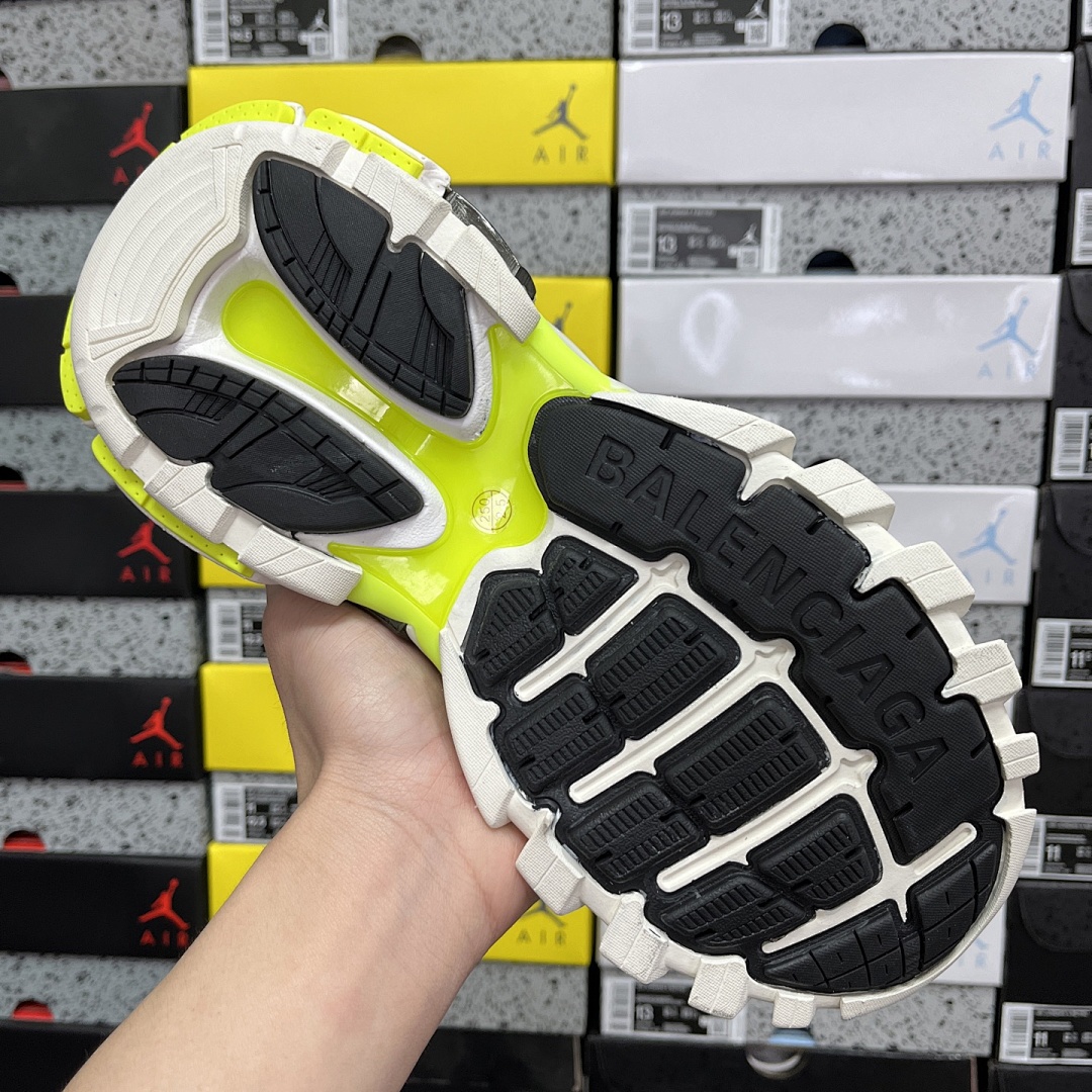 Balenciaga Track 2.0 - Image 39