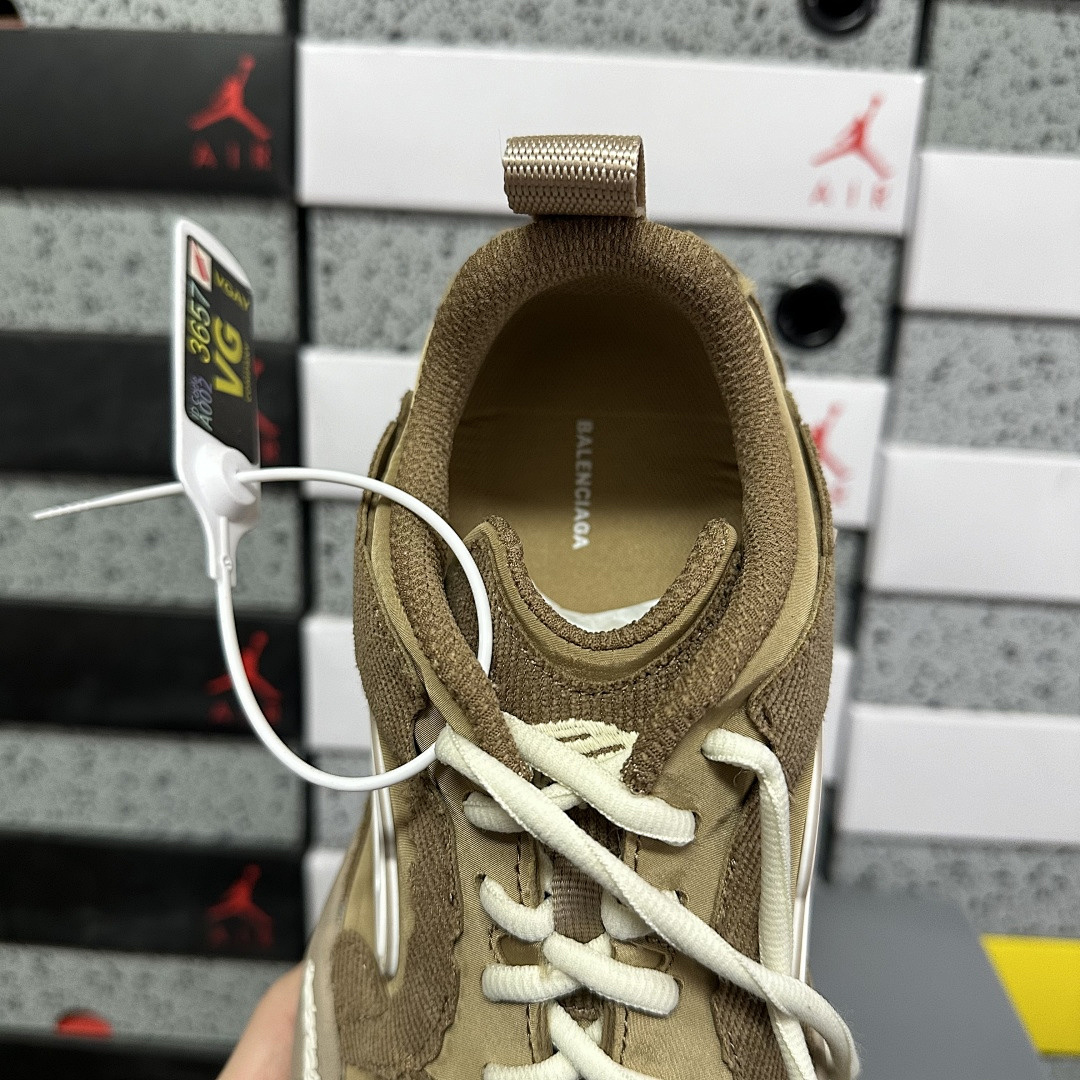 Balenciaga Monday UItra 21 Gen - Image 8