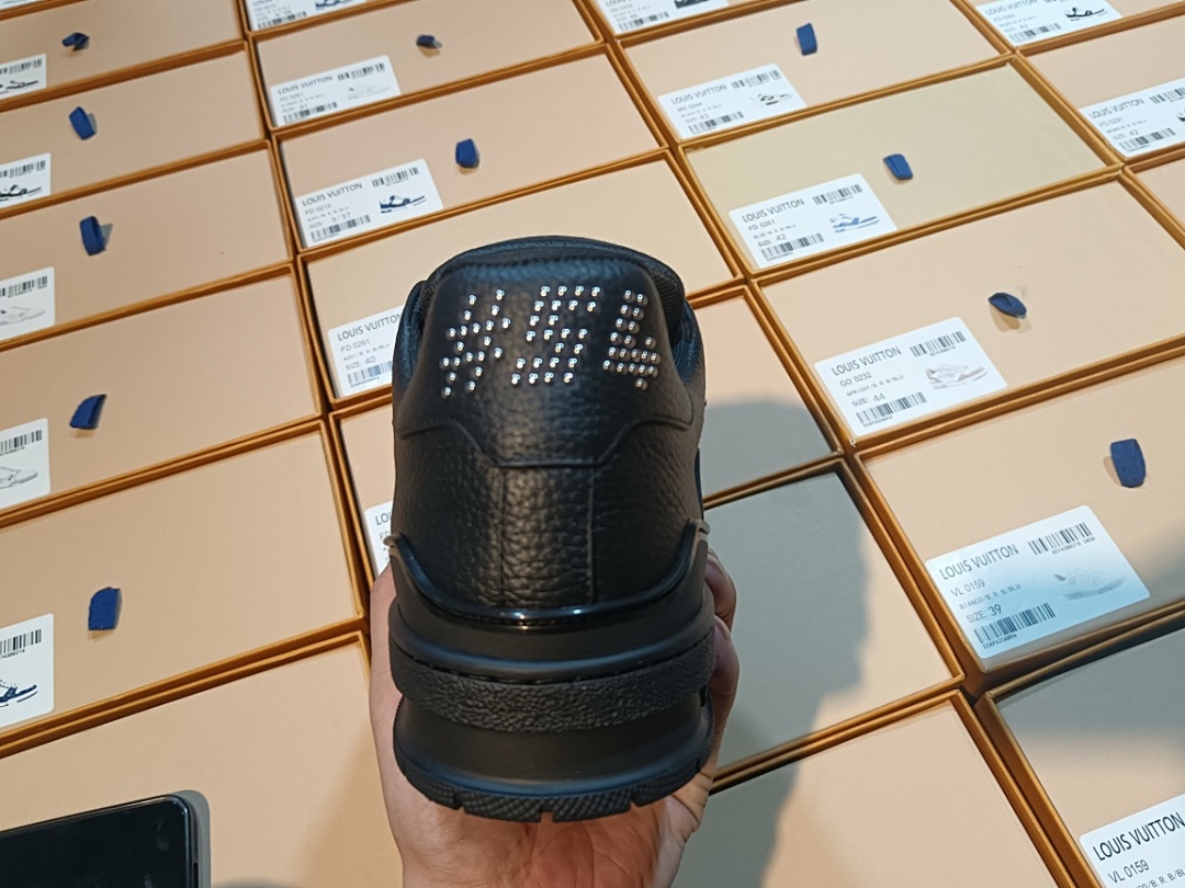 Louis Vuitton LV Trainer Stud - Image 7