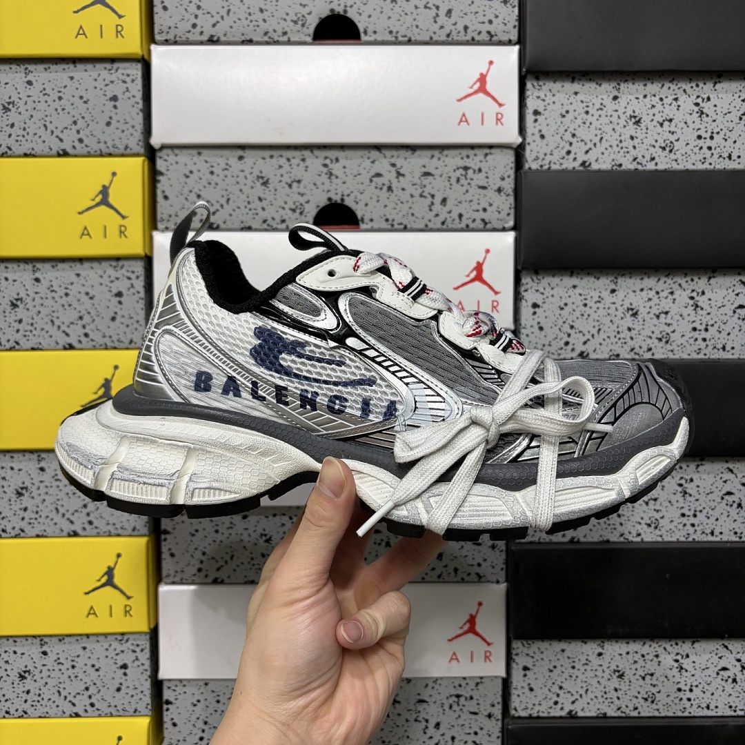 Balenciaga 3XL - Image 3