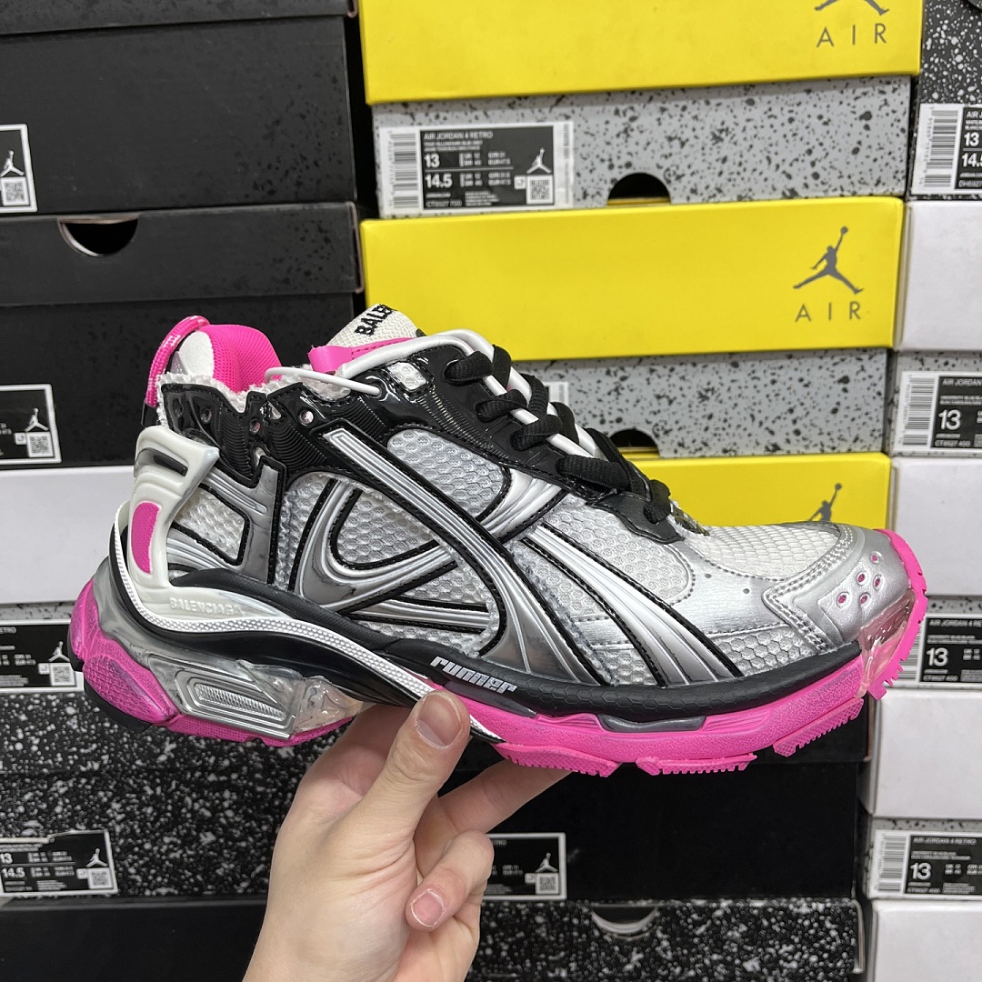Balenciaga BLCG Runner 7.5 - Image 2