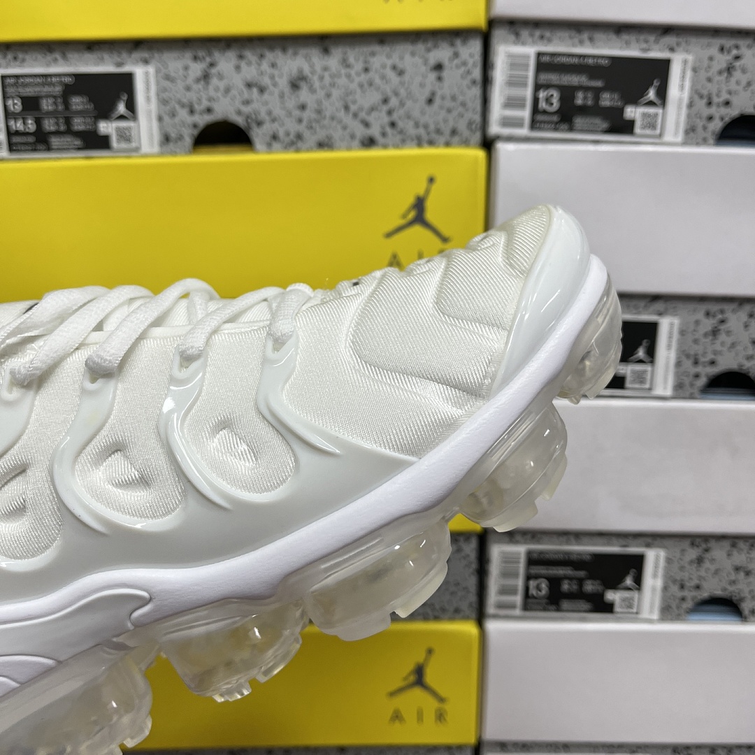 Nike Air VaporMax Plus (White) - Image 4
