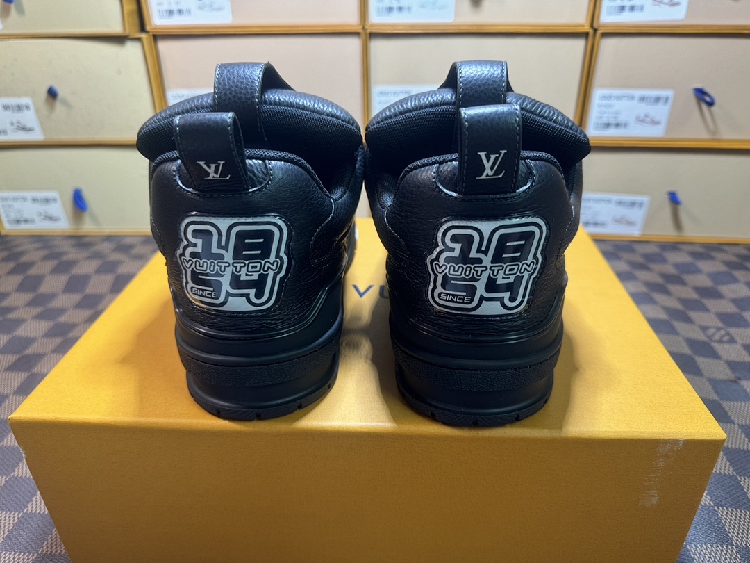 Louis Vuitton LV SkateBlack Sports Shoes - Image 6