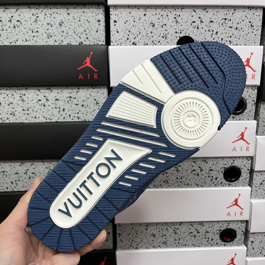 Louis Vuitton Trainer - Image 7