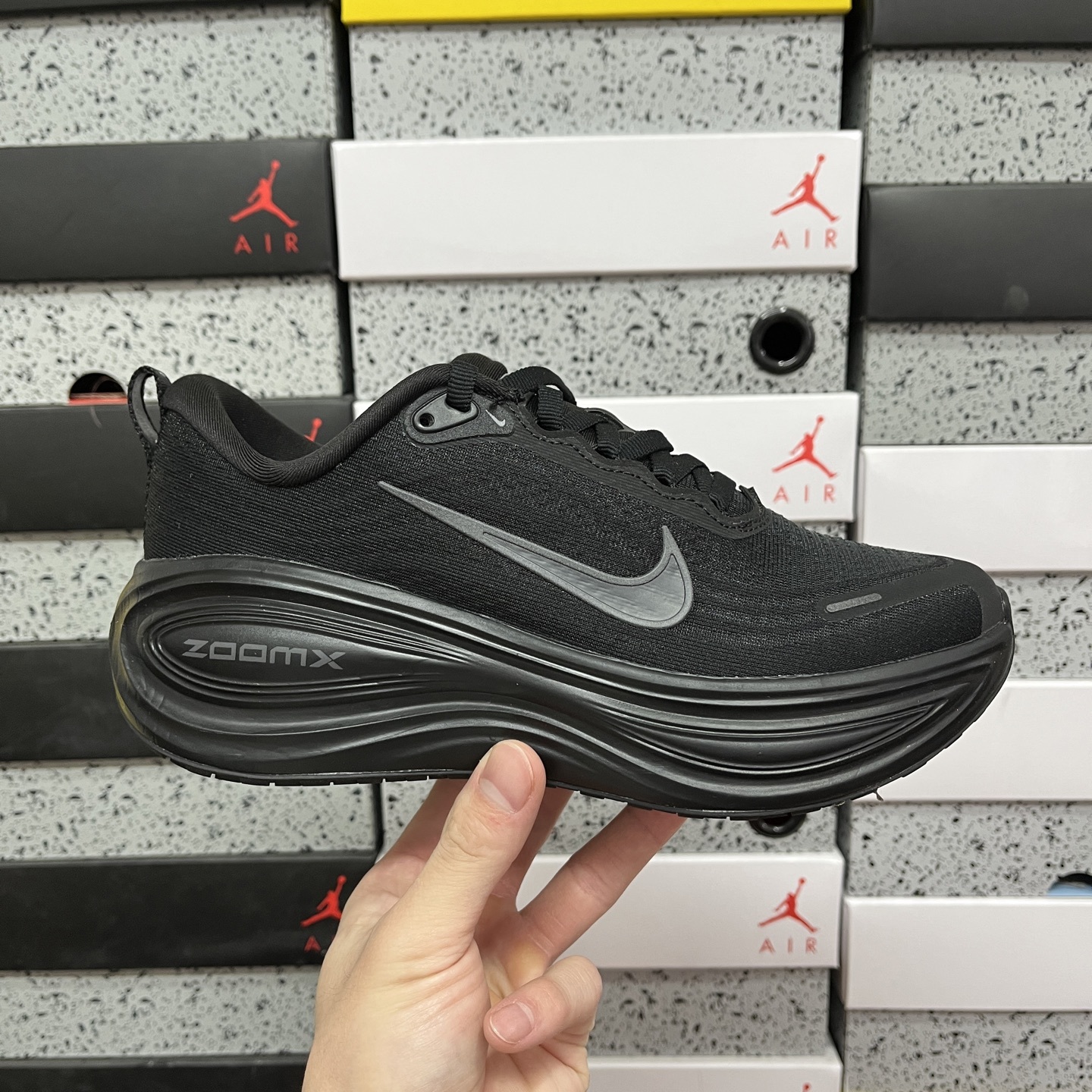 Nike Zoom Vomero - Image 11