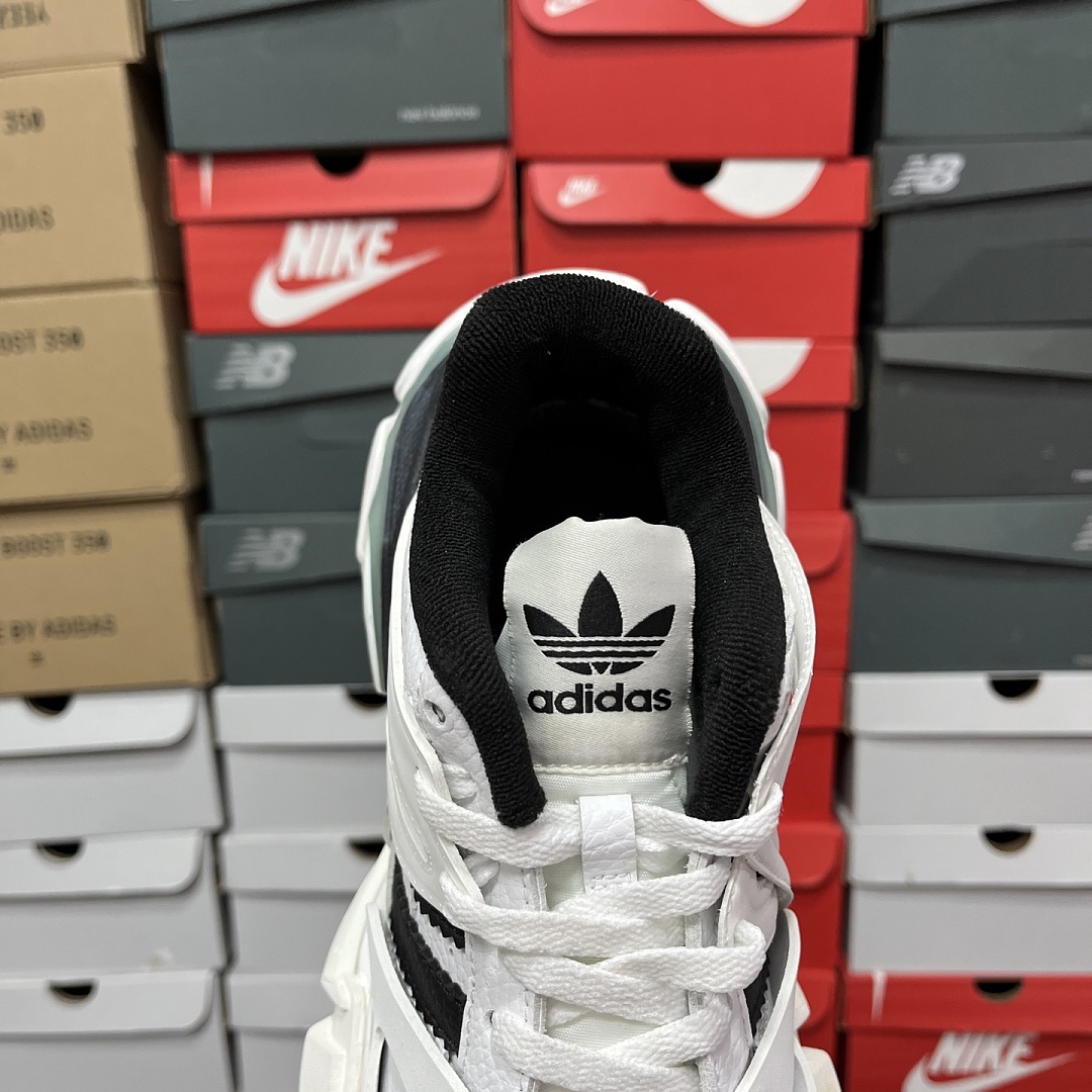 Balenciaga BLCG Track - Image 4