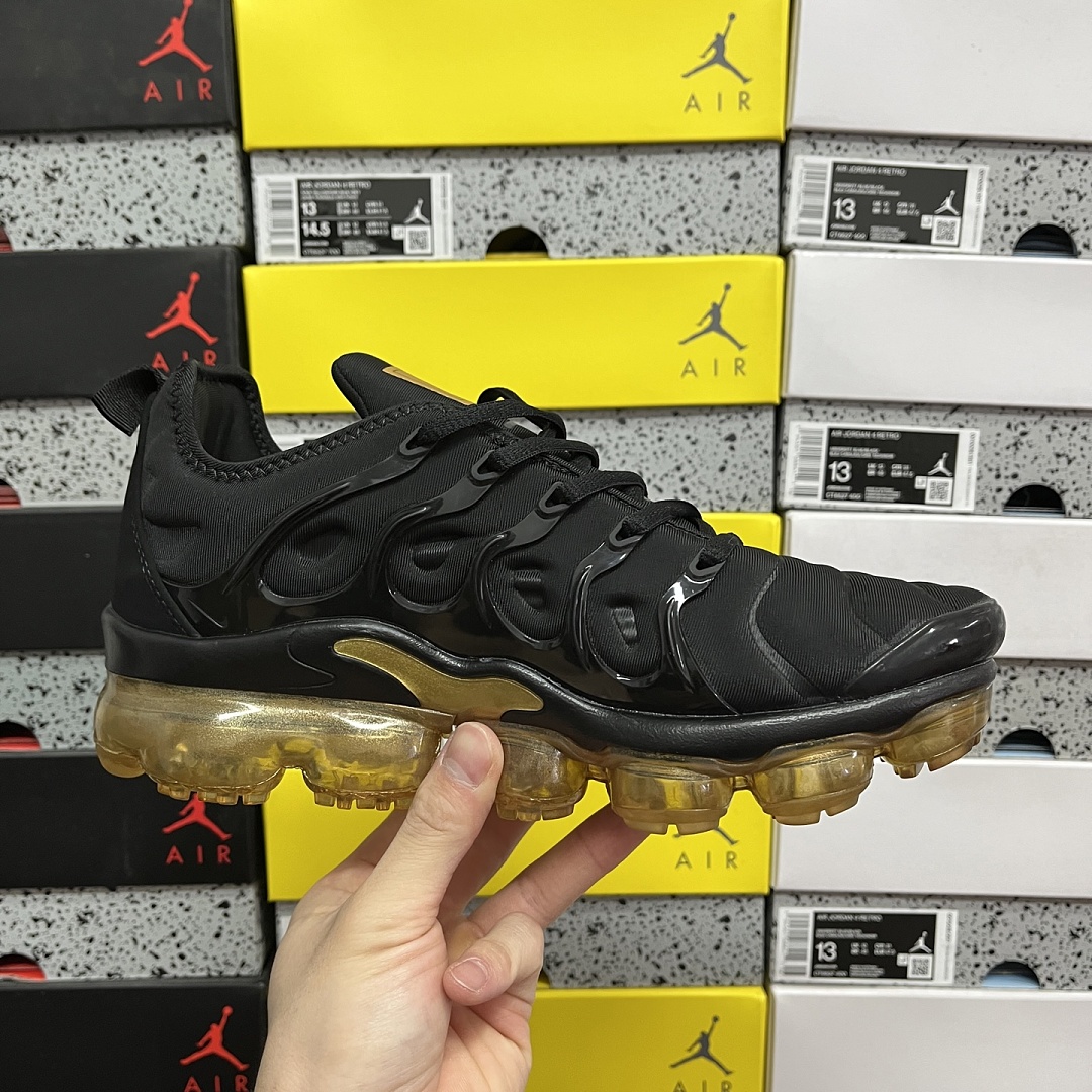 Nike Air VaporMax Plus - Image 8