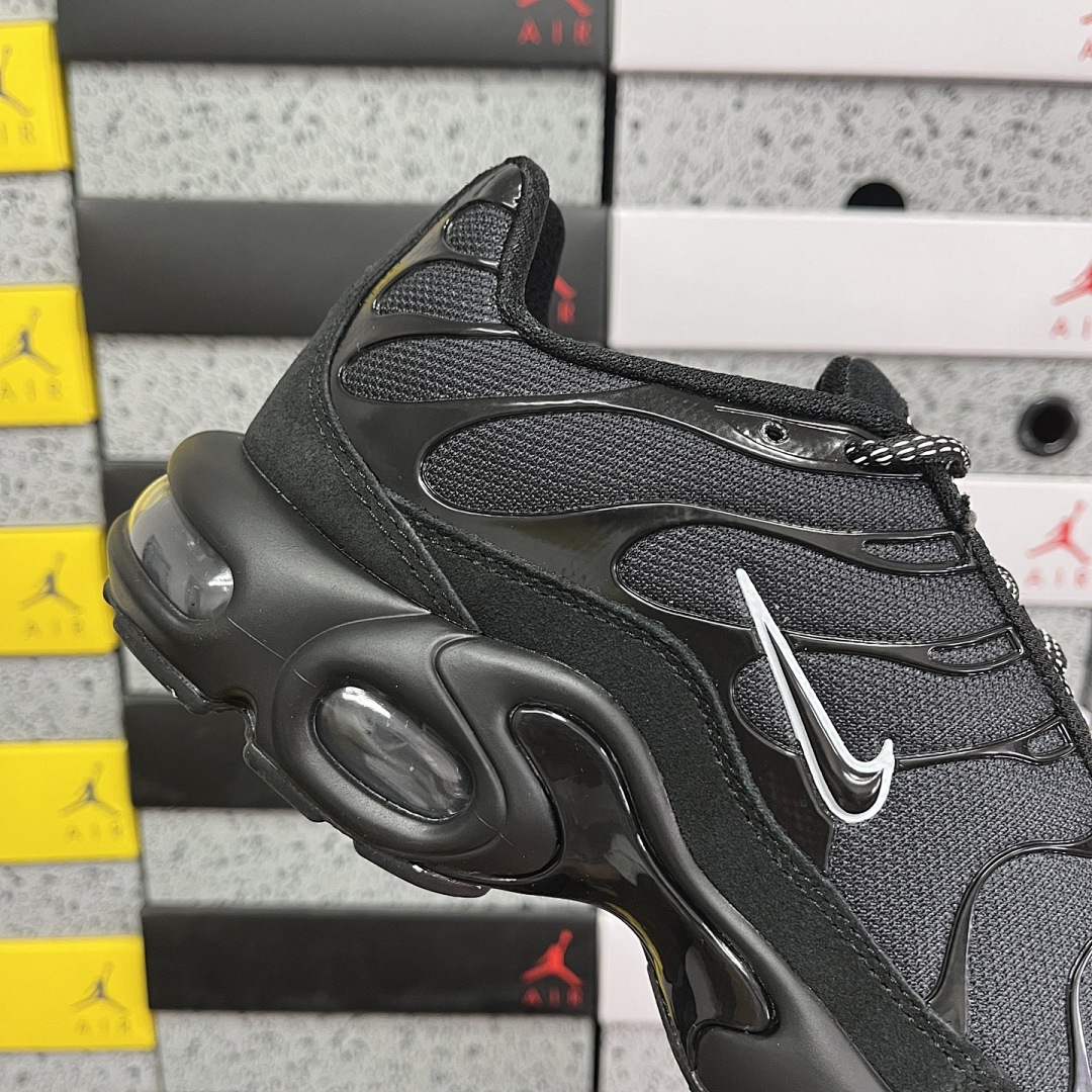 Nike Air Max Plus (Black Blue Red) - Image 7
