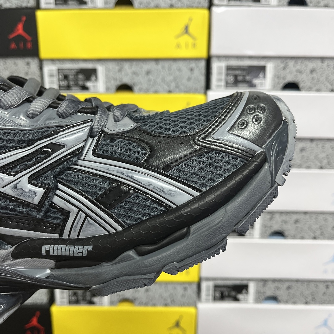 Balenciaga BLCG Runner 7 Gen - Image 4