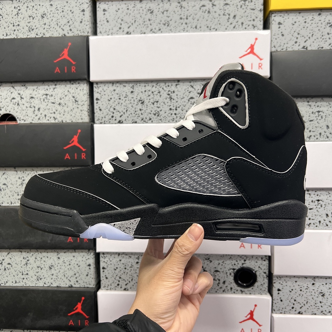 Nike Black Metallic Reimagined - Image 3