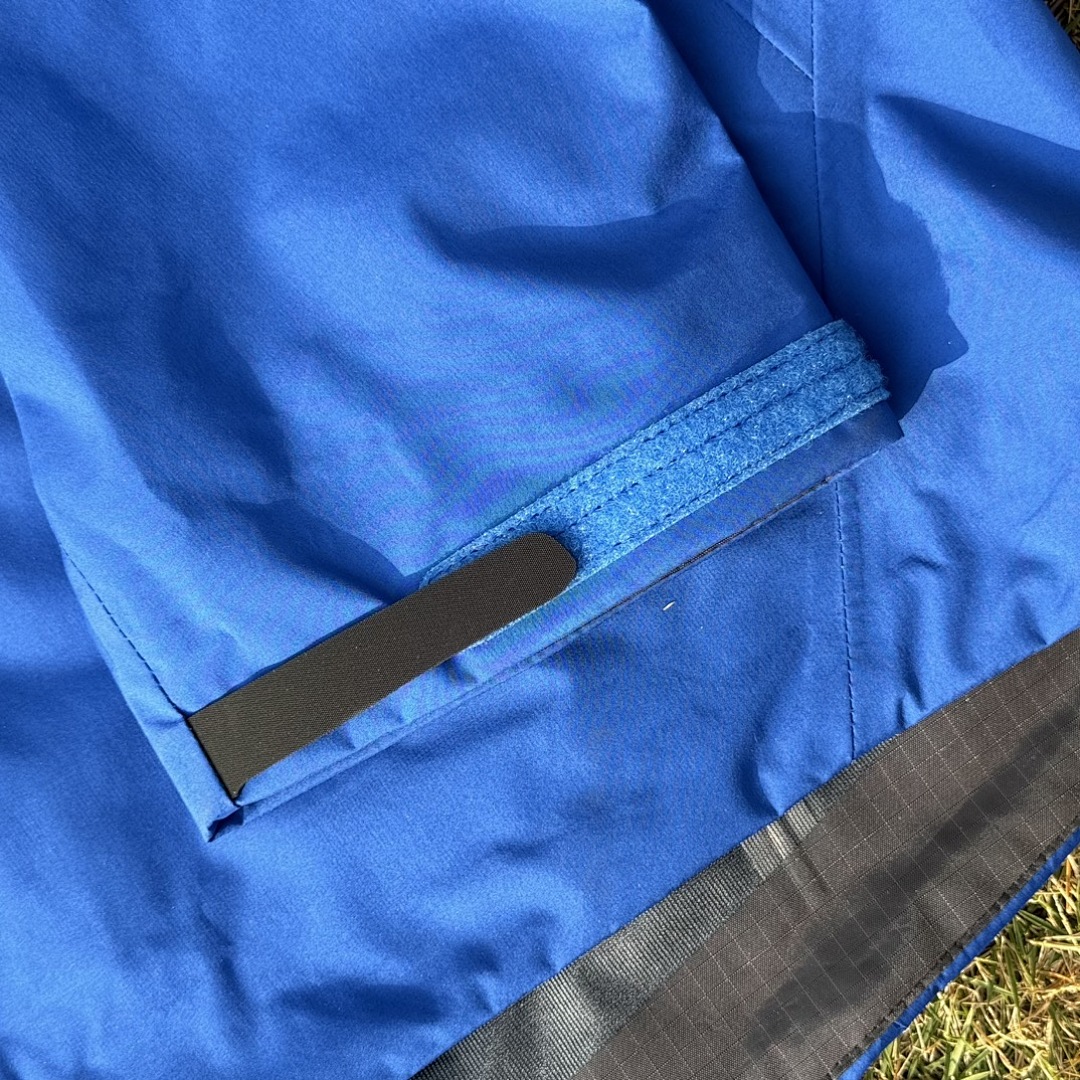 Arc'teryx Beta LT Jacket (Royal Blue) - Image 9