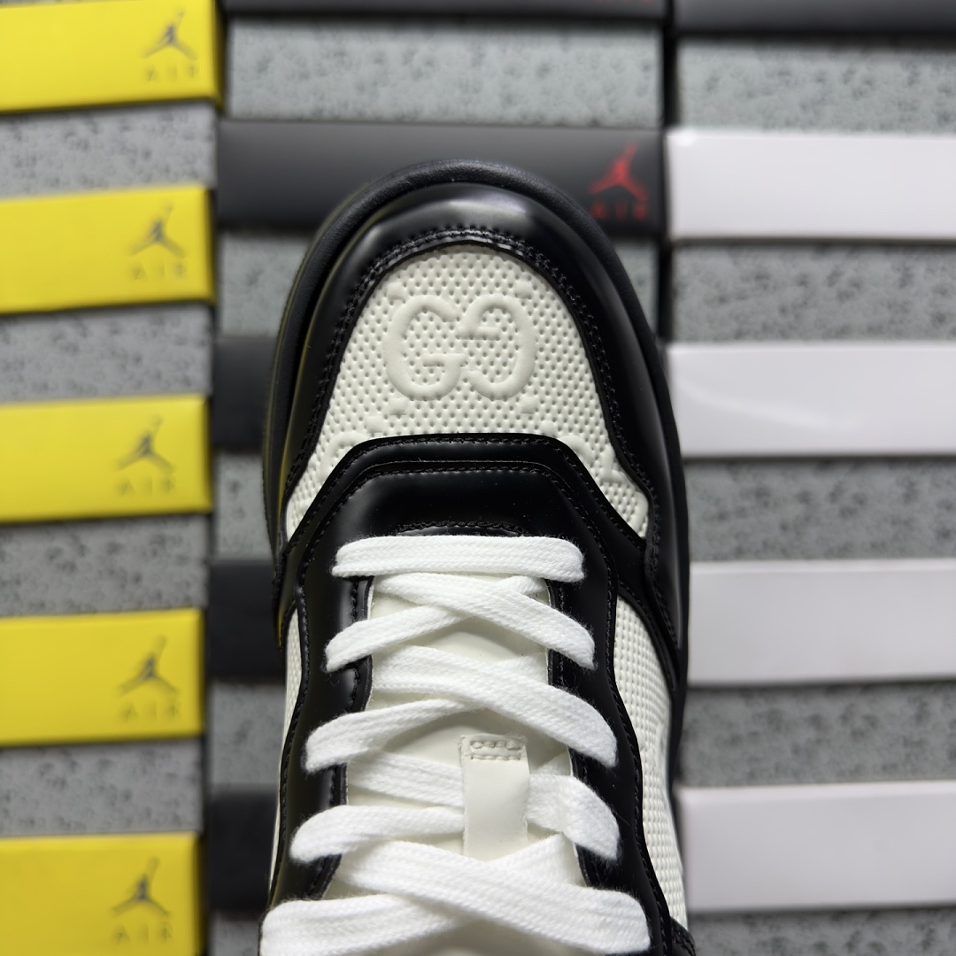 Gucci Chunky GG Web Sneaker - Image 3