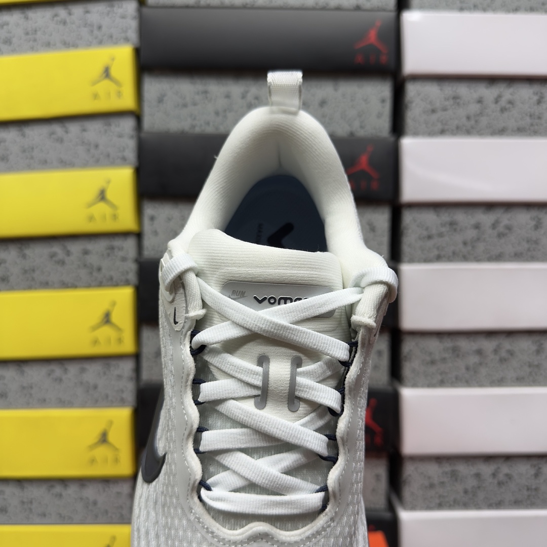 Nike Vomero Plus Off White Thunderstorm - Image 9