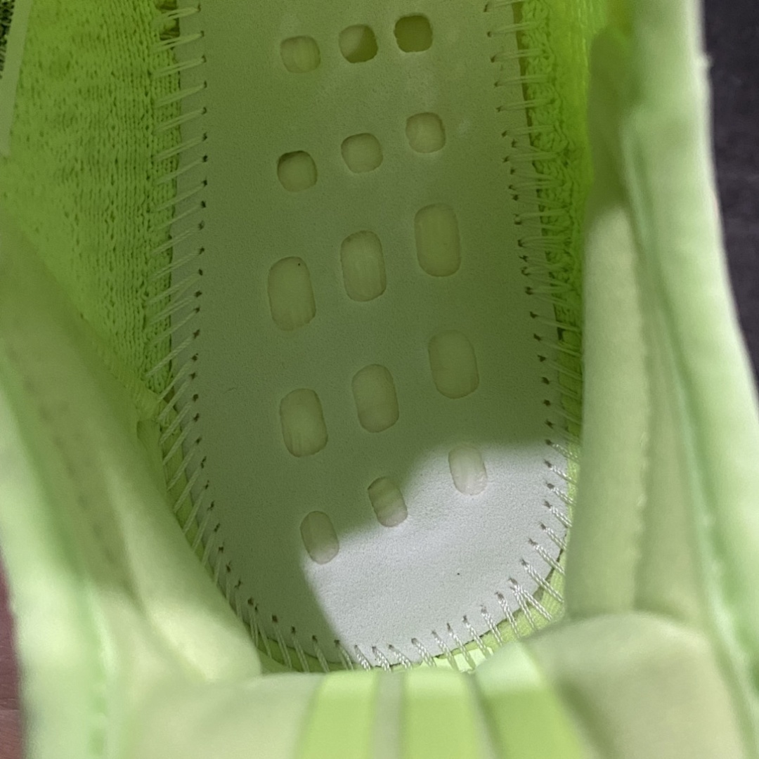 Adidas Yeezy 350 - Image 12