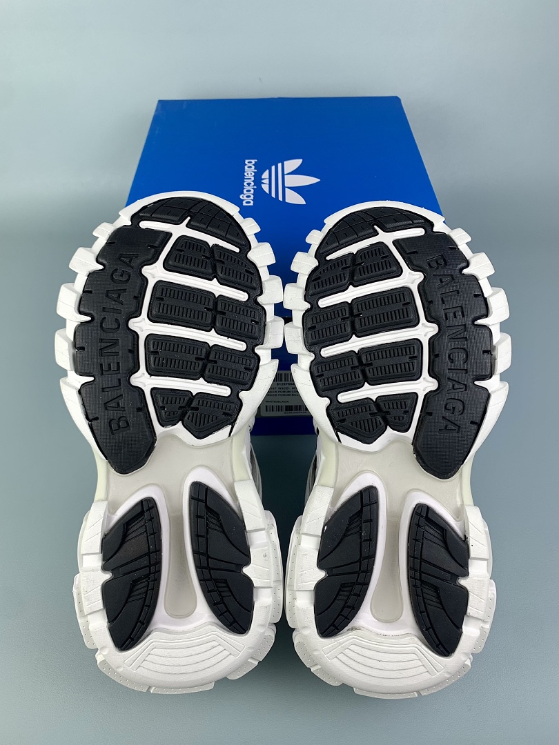 Balenciaga BLCG Track 3.0 - Image 5