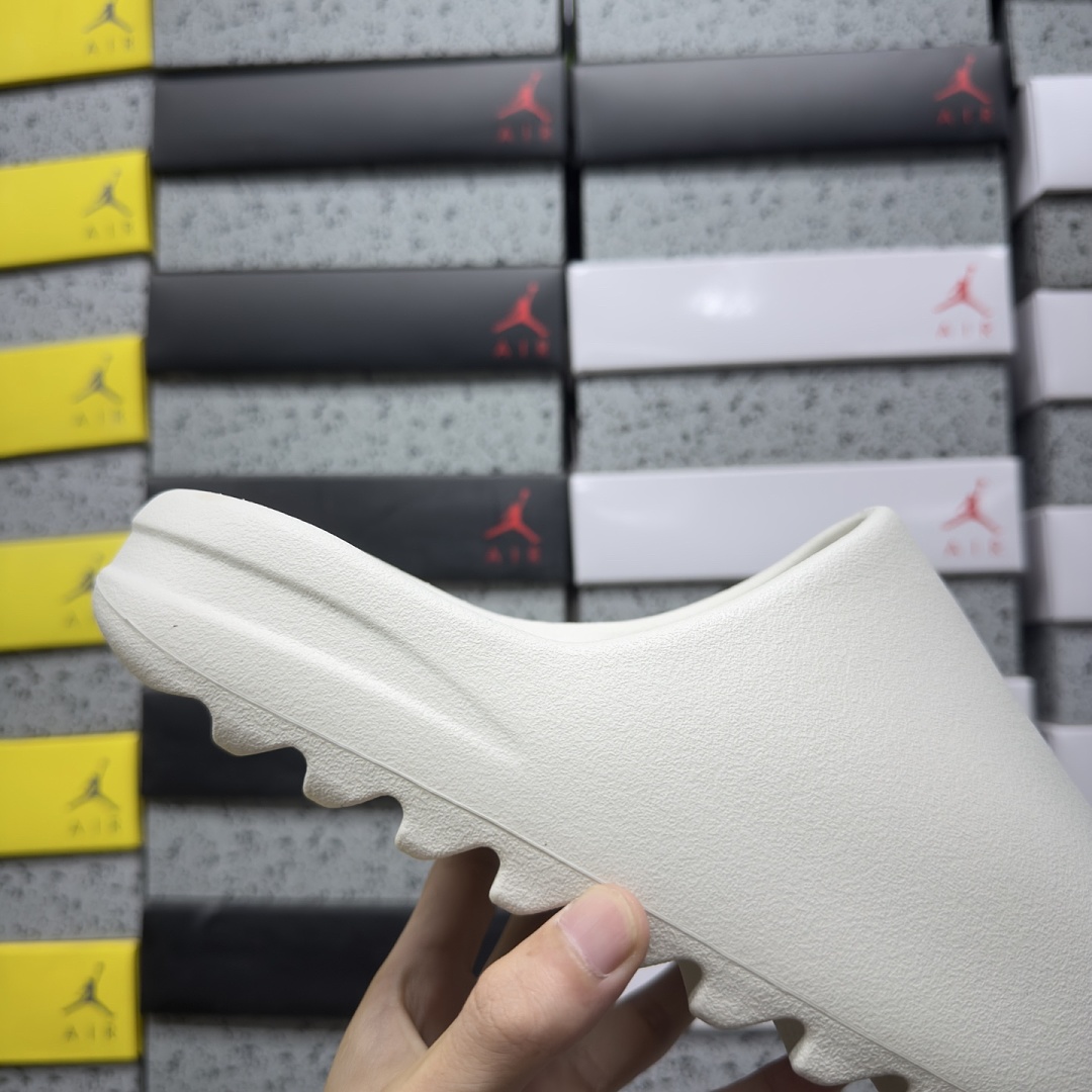 Adidas YOO - Image 4