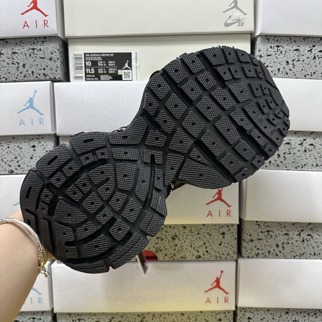 Balenciaga 3XL Extreme Lace 9110 Triple Black Straps (Mid Stripe) - Image 3