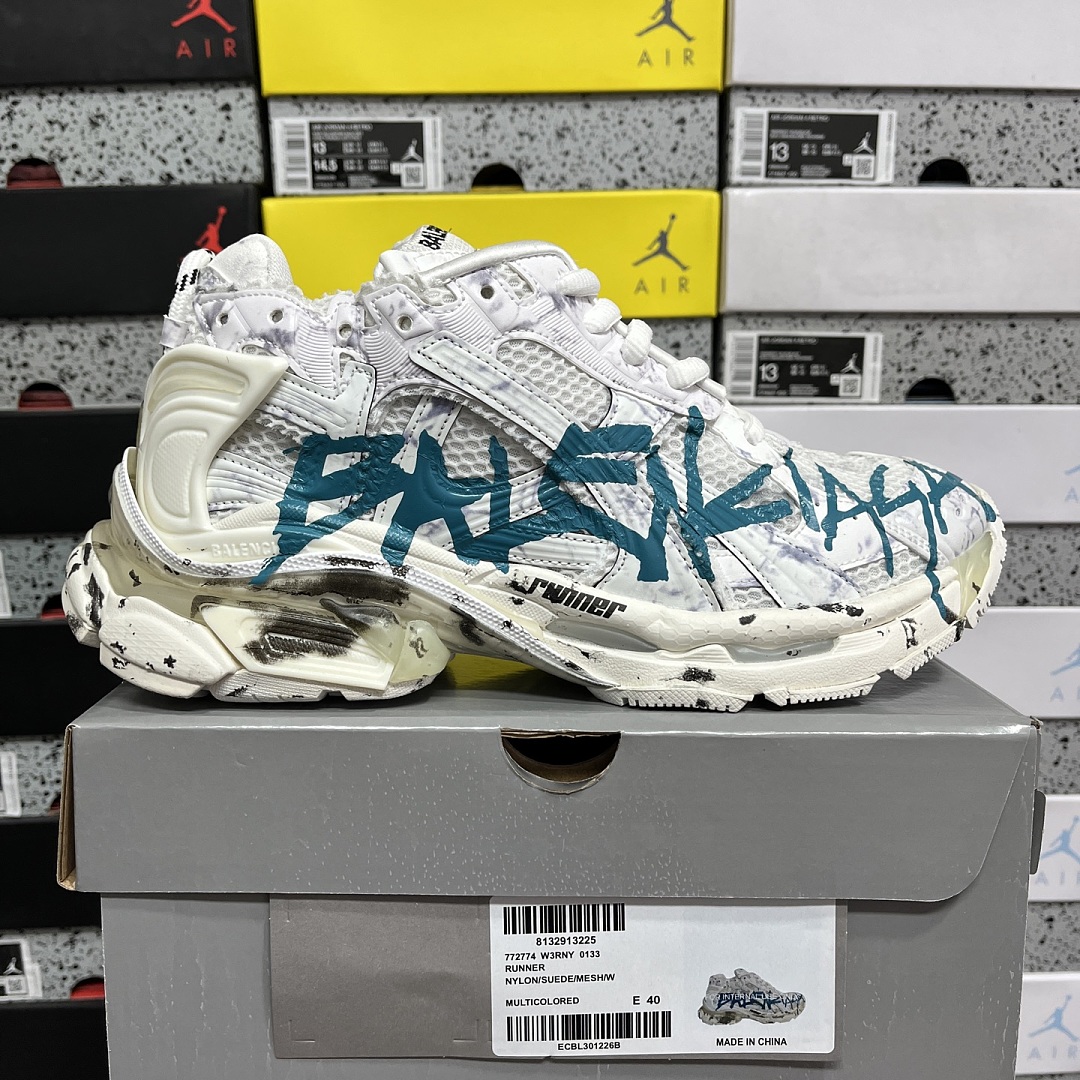 Balenciaga BLCG Runner 7.5