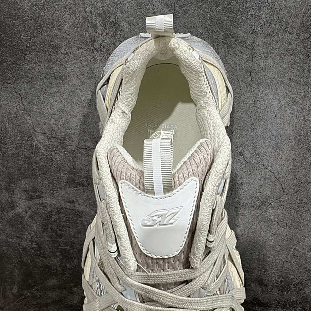 Balenciaga 3XL Extreme Lace - Image 116