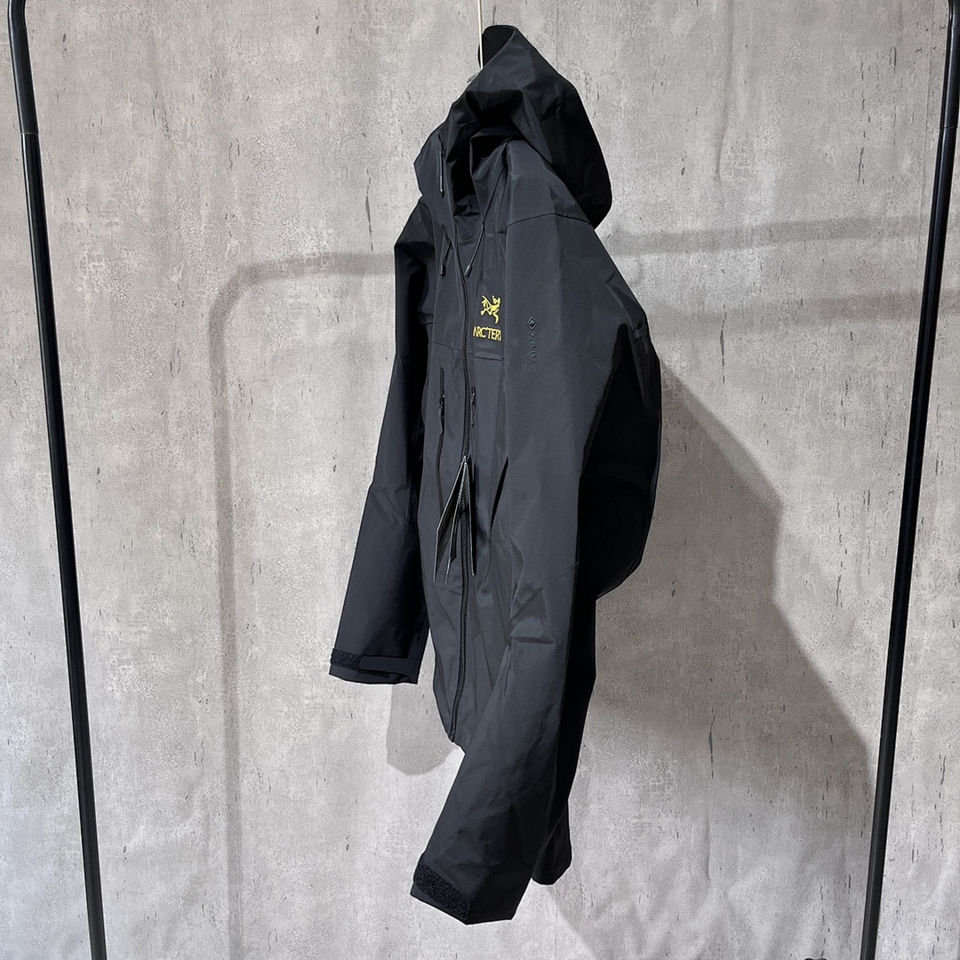 Arc'teryx Alpha Jacket 6 24K Gen (Black SV) - Image 17
