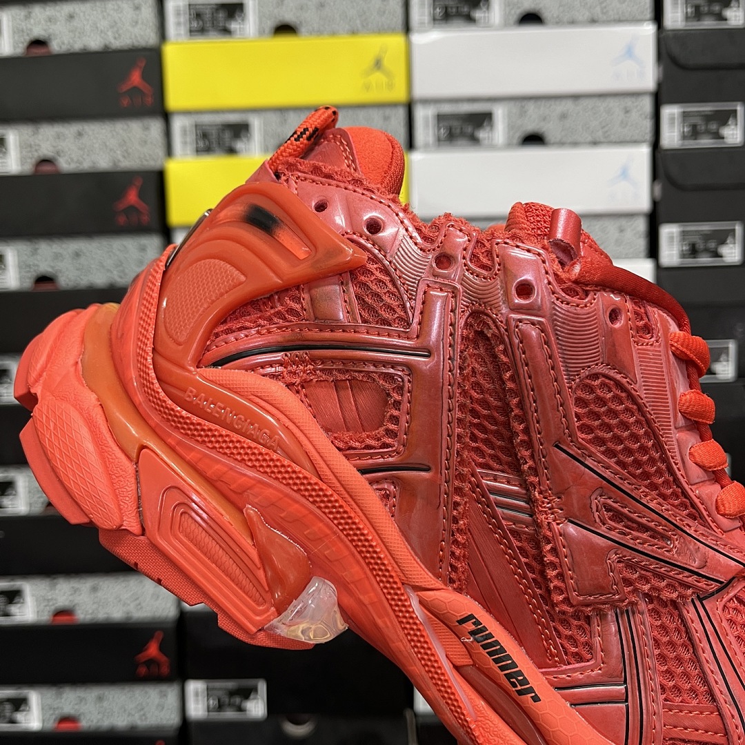 Balenciaga BLCG Runner 7.0 - Image 5