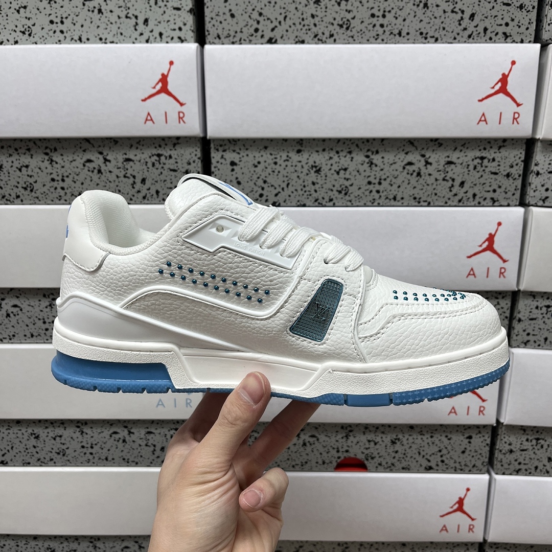 Louis Vuitton Trainer Rhinestone - Image 4