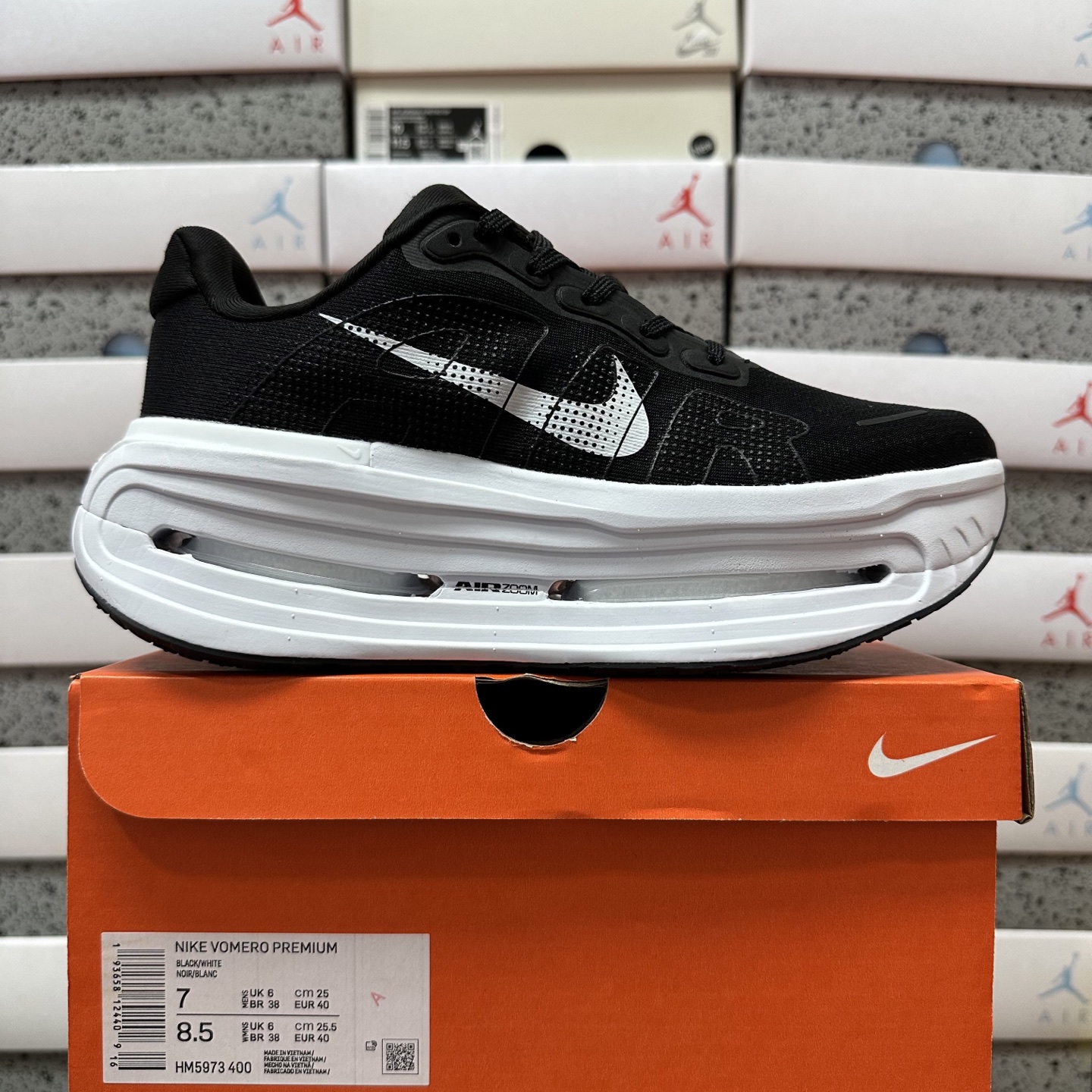 Nike Vomero Premium HM5973-400 - Image 11