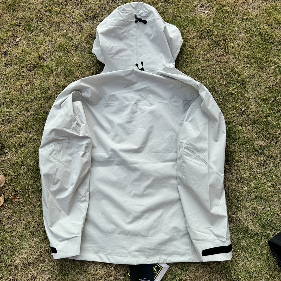 Arc'teryx Alpha Sv Jacket 6 Ivory Gen - Image 20