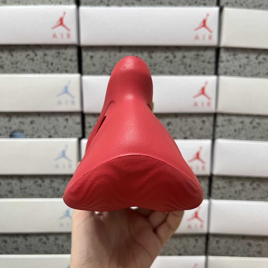 Adidas Slide/Foam Runner - Image 113