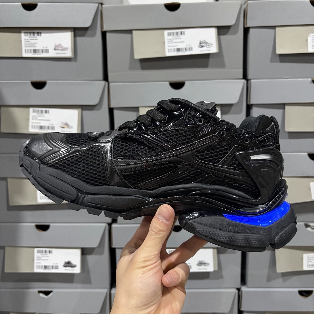 Balenciaga Runner 7 Gen (Black LED) - Image 9