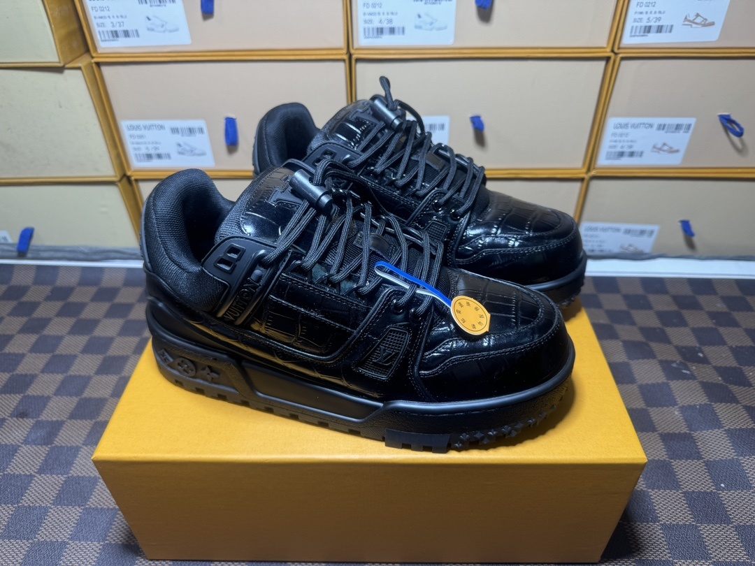 Louis Vuitton LV Trainer Maxi - Image 10