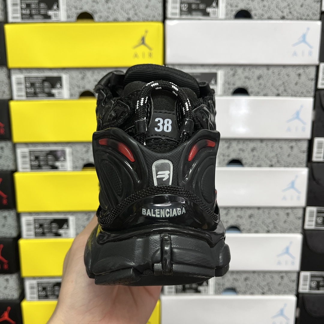 Balenciaga BLCG Runner 7 Gen - Image 2