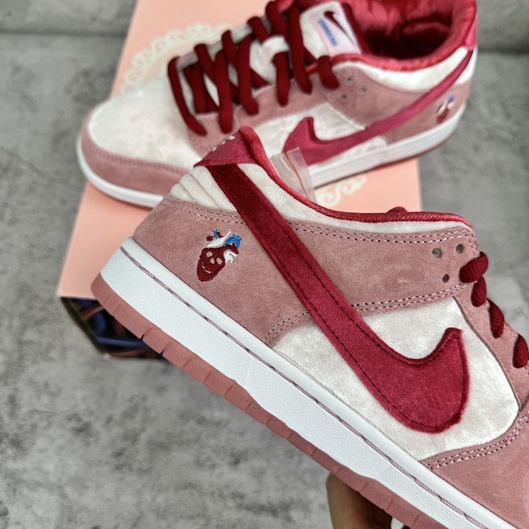 Chanel Nike SB Dunk Low StrangeLove Skateboards (Regular Box) - Image 7
