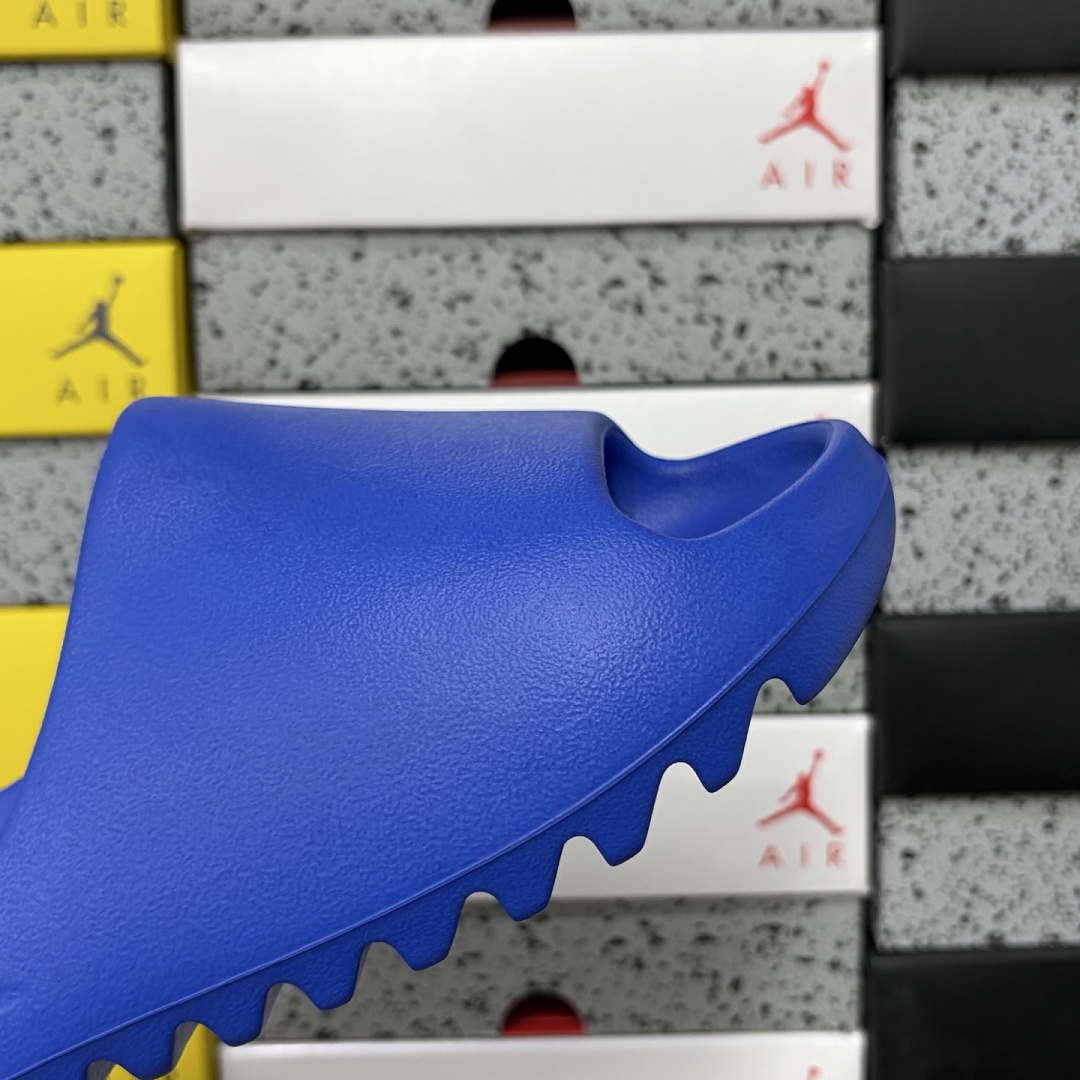 Adidas Yeezy Slide Azure Slides Blue (Matte) - Image 2