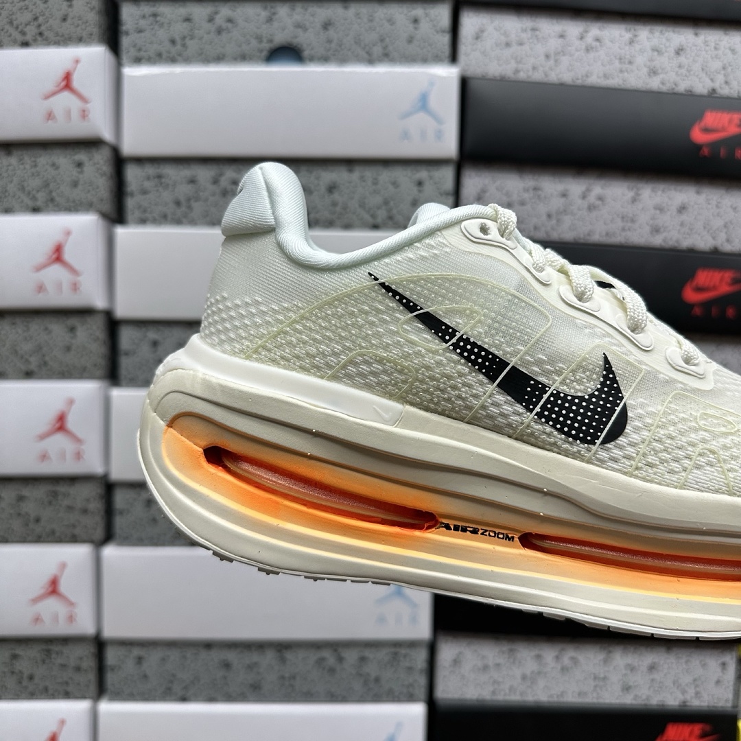 Nike Vomero Premium Sail Coconut Milk - Image 8