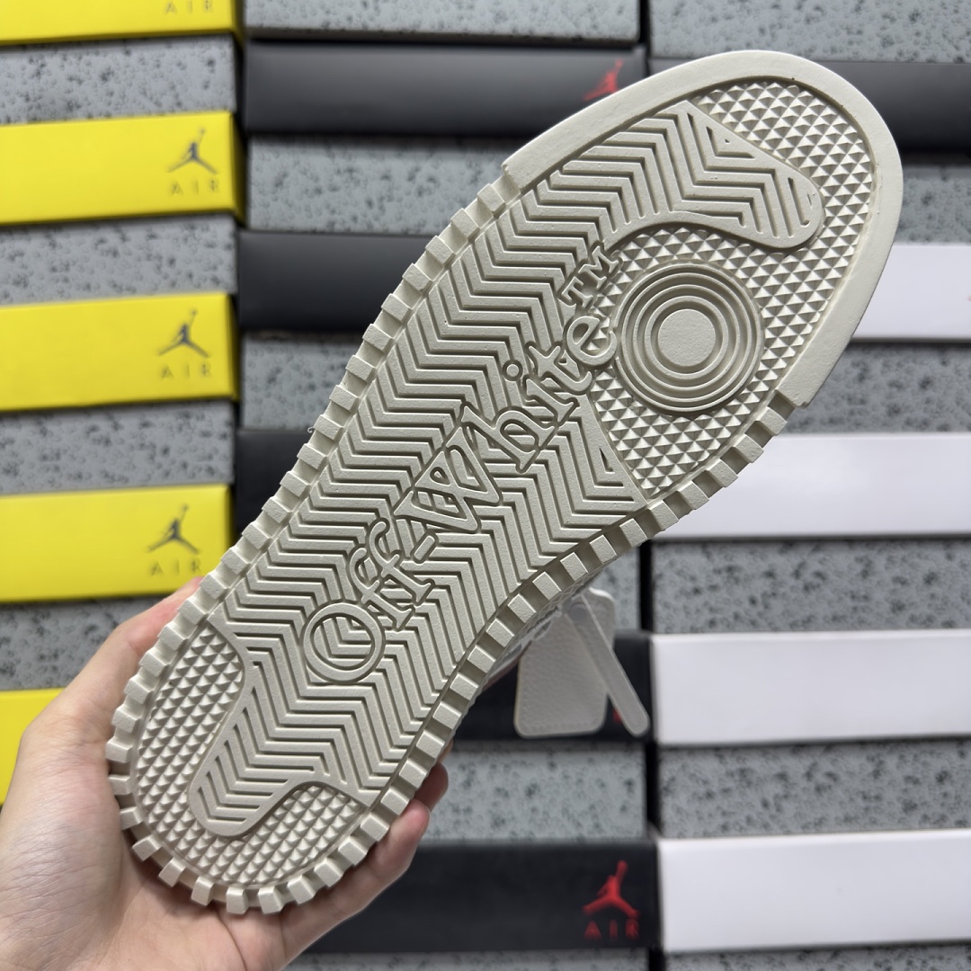Off-White 3.0 Off Court Low - Image 9