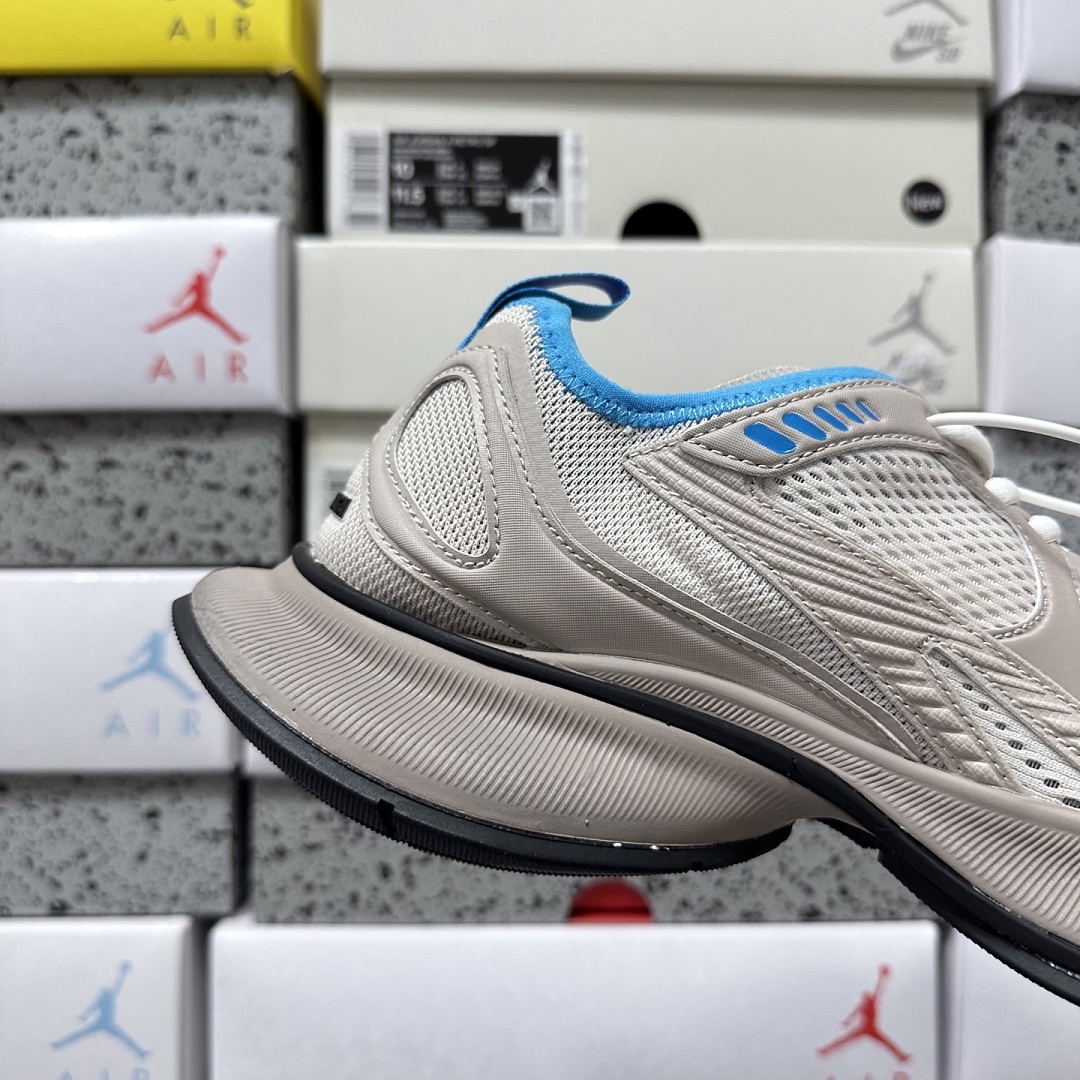 Balenciaga Circuit - Image 12