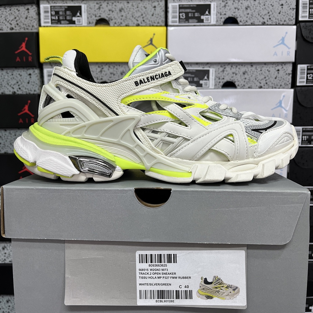 Balenciaga Track 2.0 - Image 34
