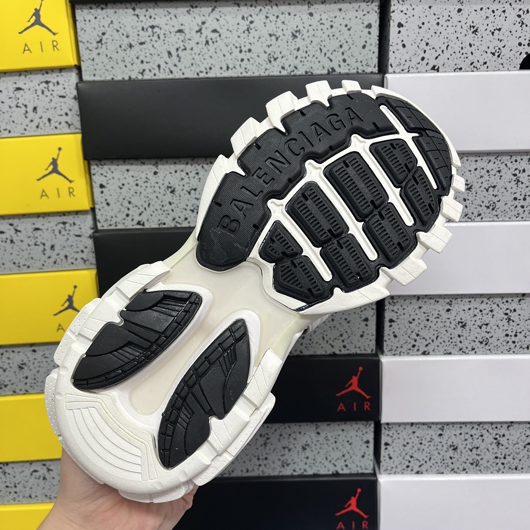 Balenciaga Track - Image 9