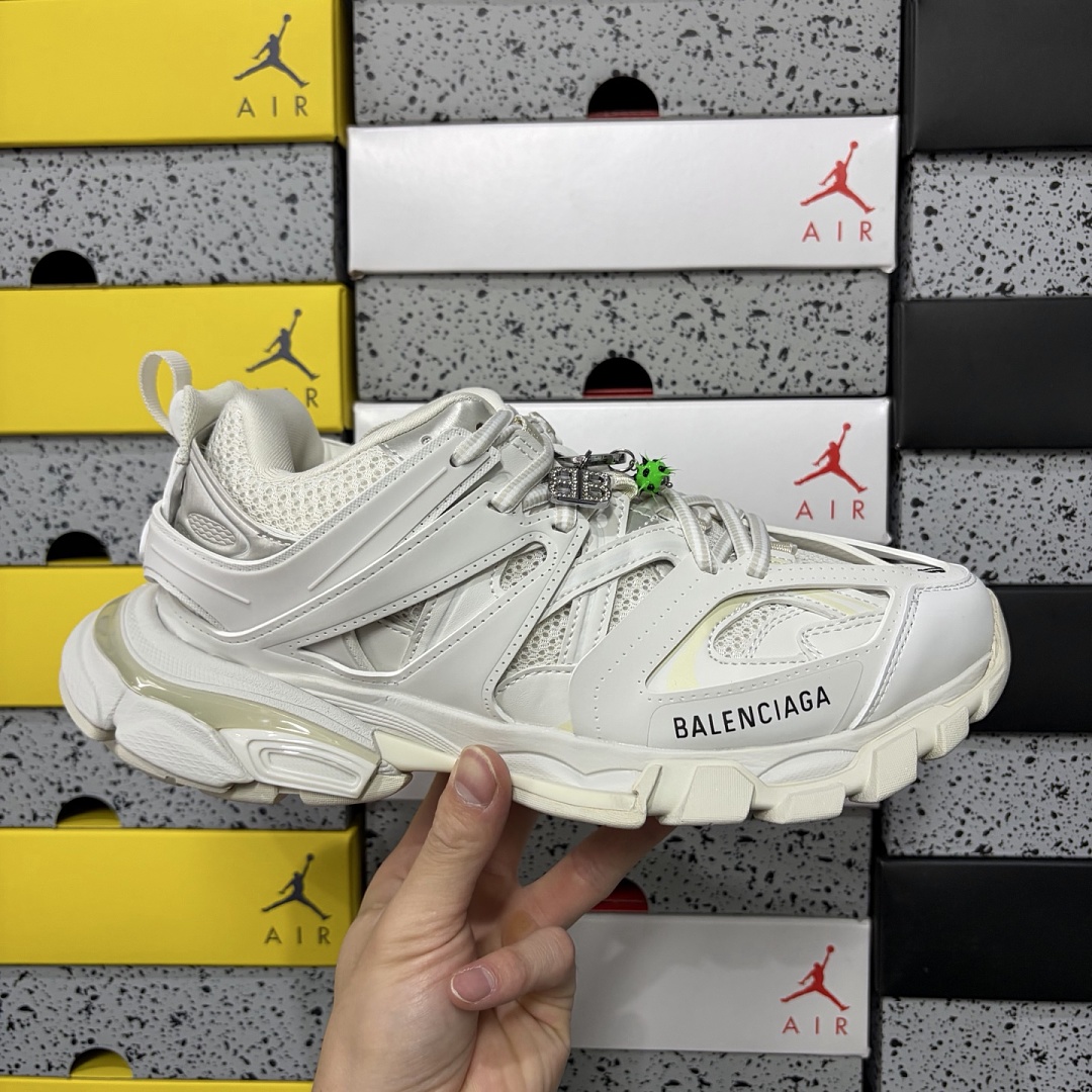 Balenciaga Track - Image 4