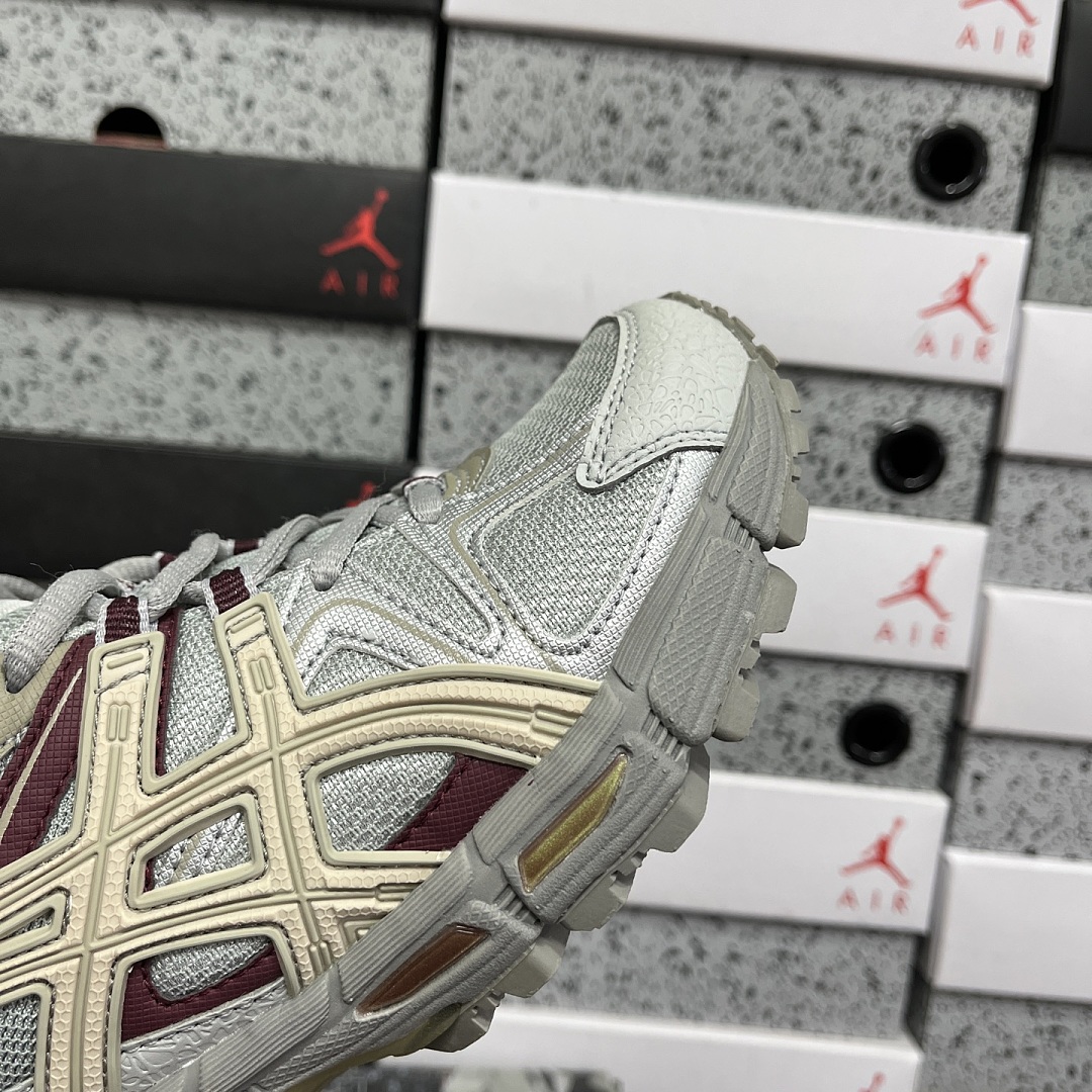 ASICS Gel-Kahana 8 1012A978-023 (Grey Red) - Image 2