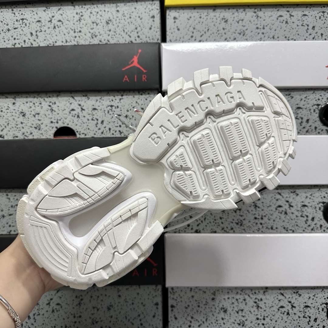 Balenciaga Track Trail Laces 3.0 - Image 5