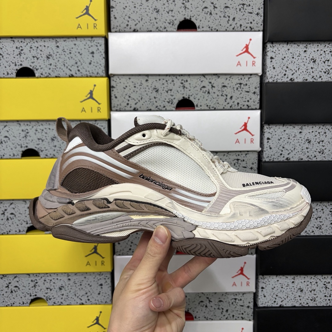 Balenciaga Triple S 2 - Image 3