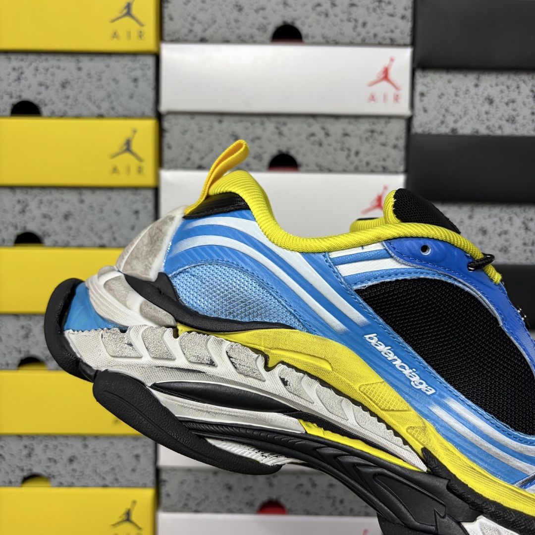 Balenciaga Triple S 2 - Image 2