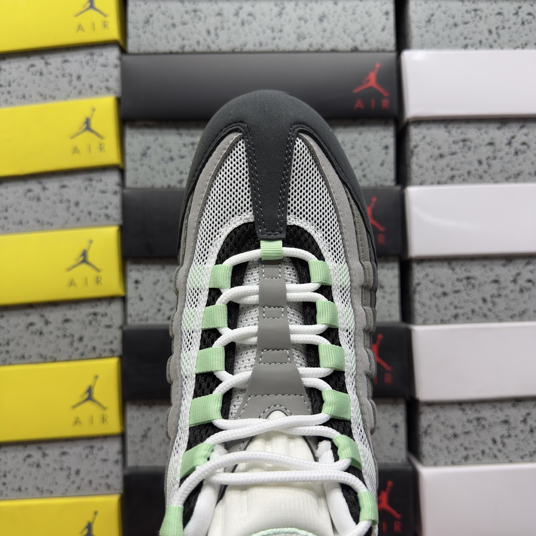 Nike Air Max 95 OG Big Bubble Fresh Mint - Image 3